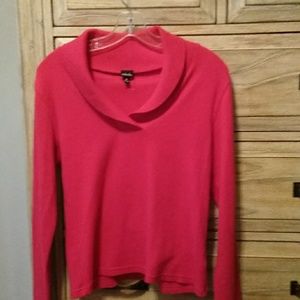 Pink sweater mint condition